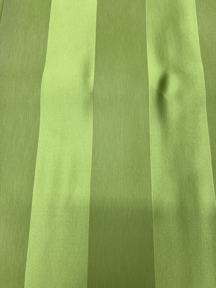 Scampolo tessuto raso rigato