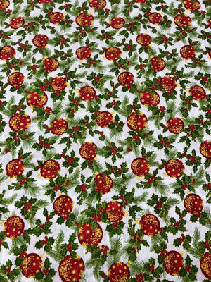 Scampolo Cotone Arredo Natalizio Palline Rosse e Agrifoglio su Sfondo Bianco 260 x 280